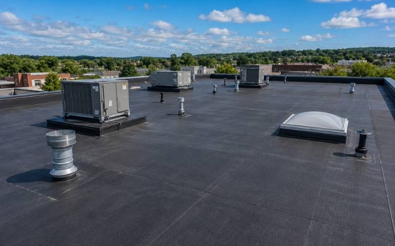 Flat Roof Repair in Shelburne | United Roofers Inc
